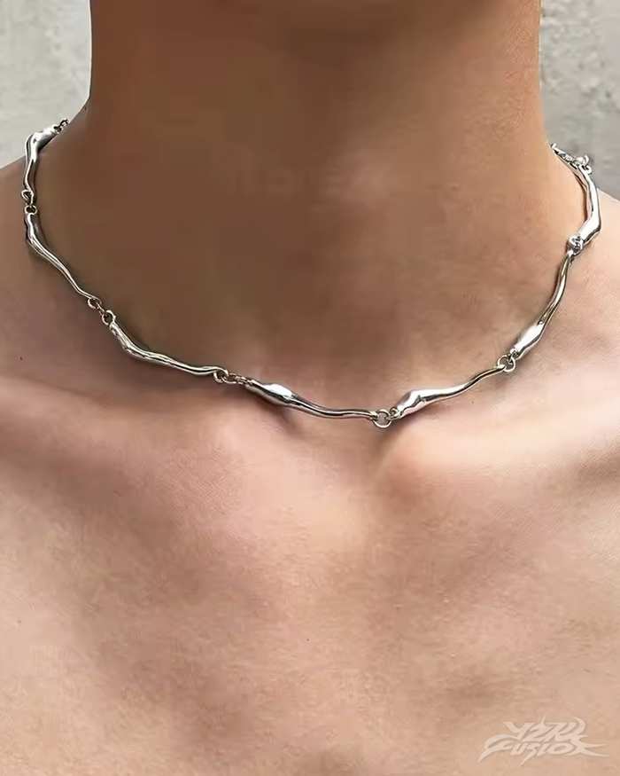 Sıvı Metal Görünümlü Çelik Choker